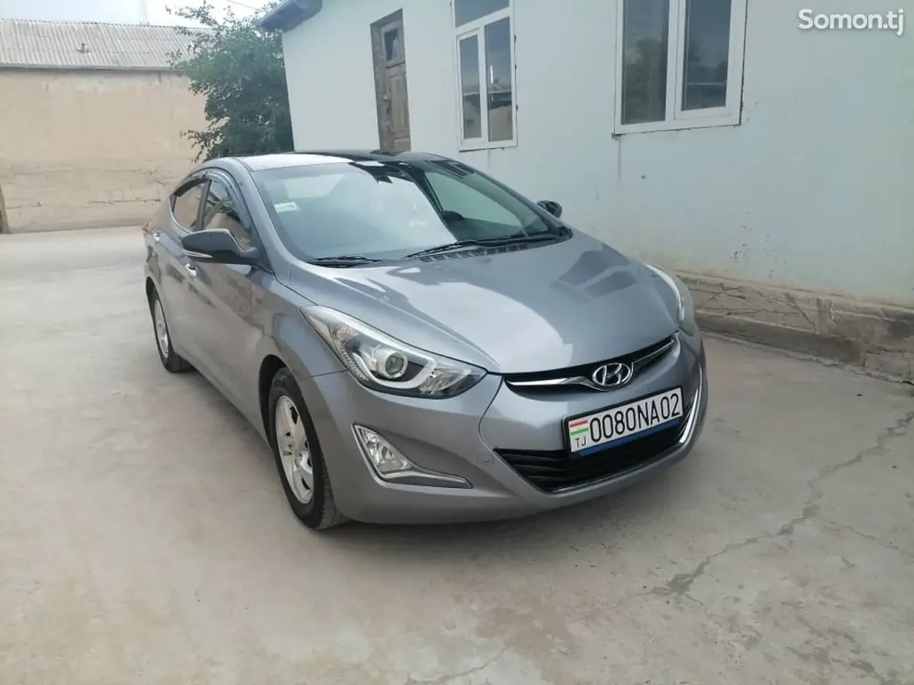 Hyundai Avante 2014 · 1.6 AT