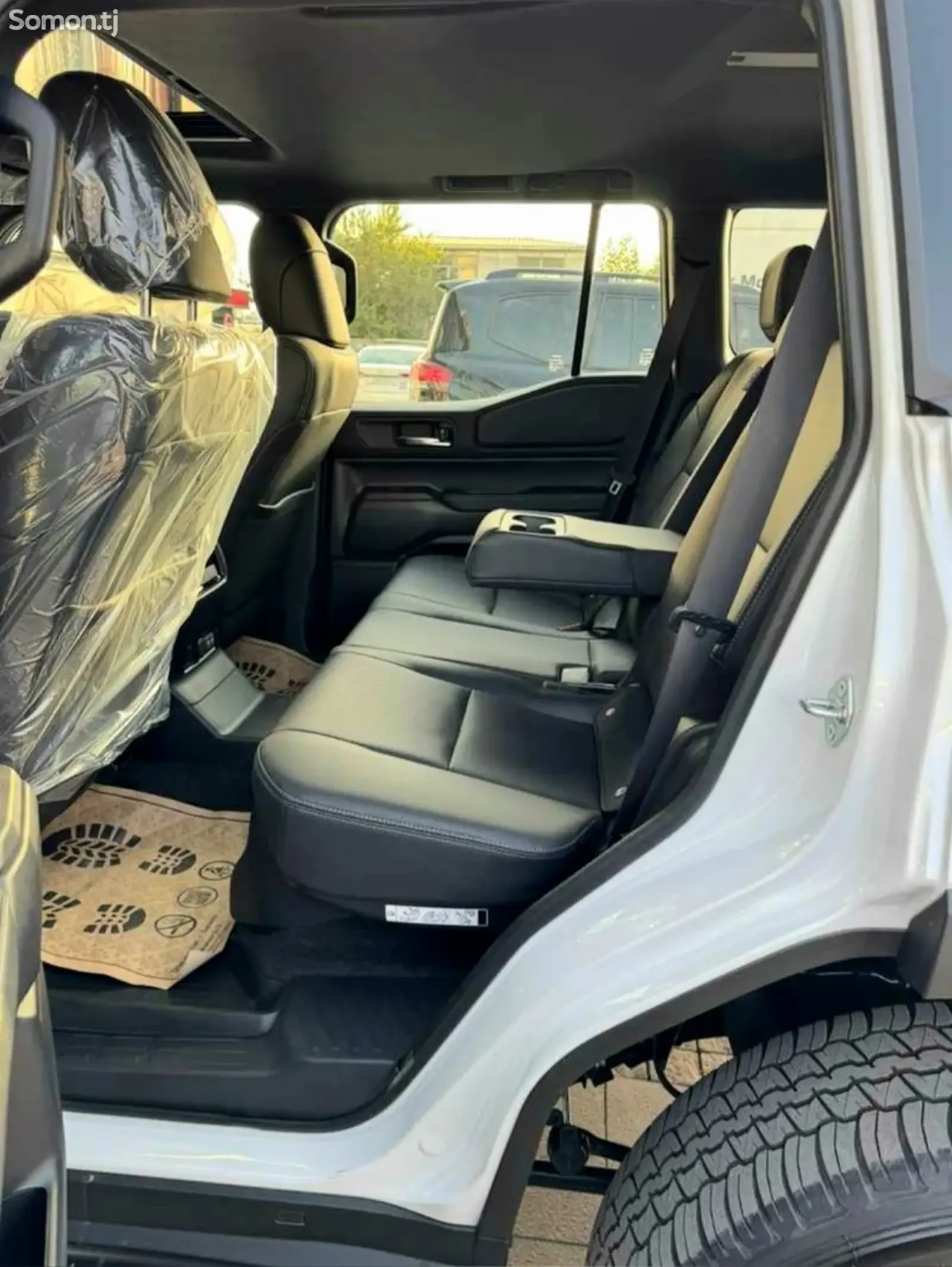 Toyota Land Cruiser Prado 2026 · 2.4 AT