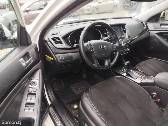 Kia Cadenza 2014 · 3.3 AT