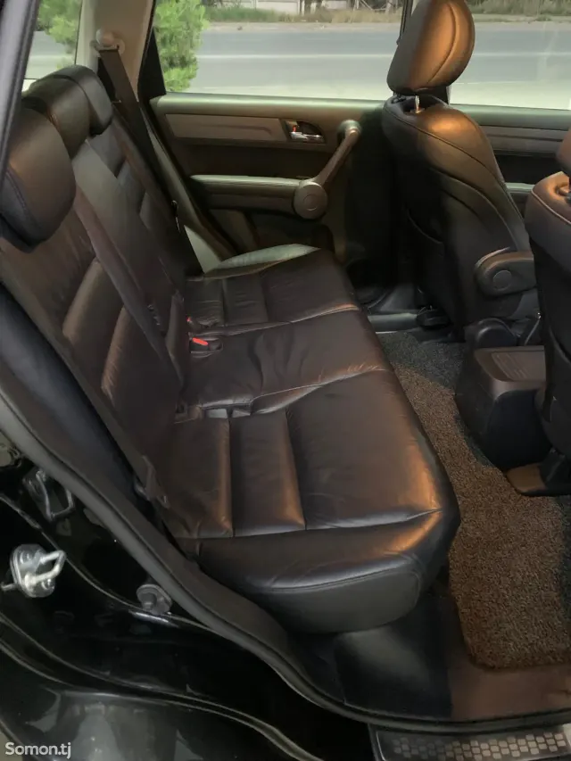 Honda CR-V 2009 · 2.4 AT