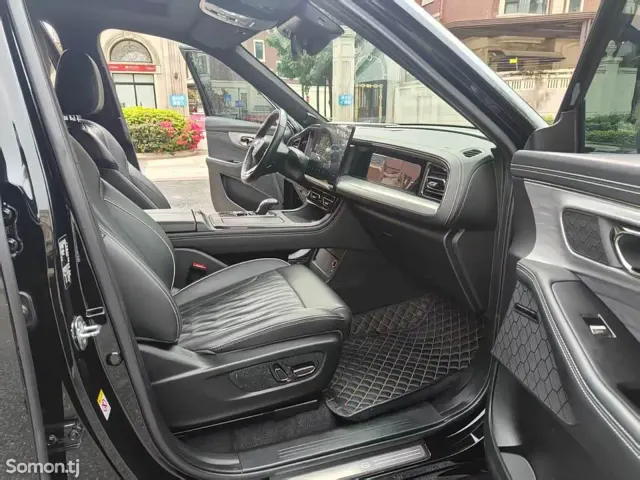GAC Trumpchi GS8 2022 · 4.9 AT