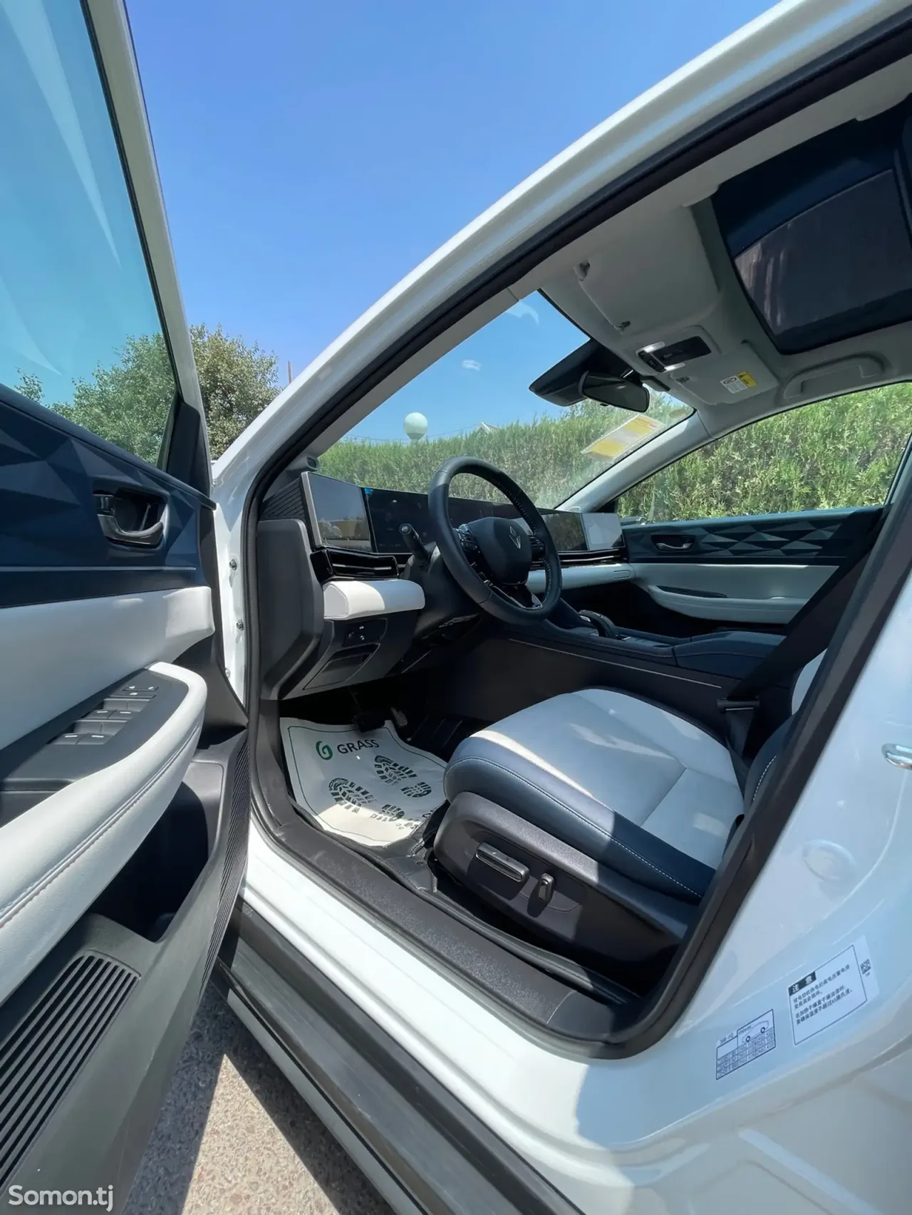 Dongfeng L7 2025 · AT