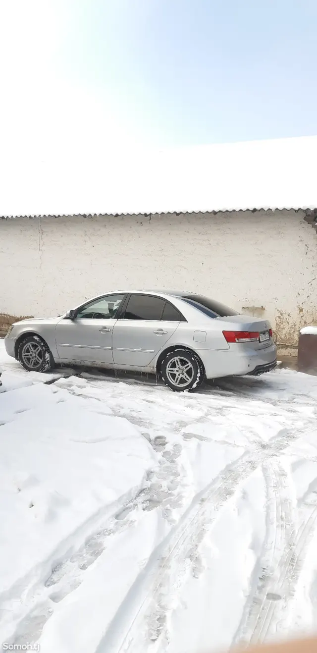 Hyundai Sonata 2007 · 2.0 AT
