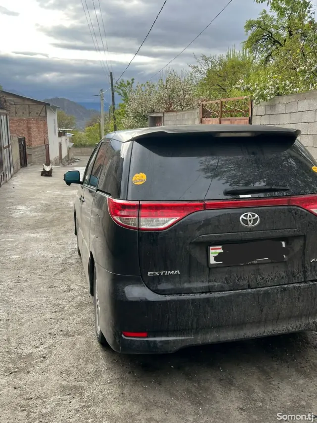 Toyota Estima 2009 · 2.4 AT