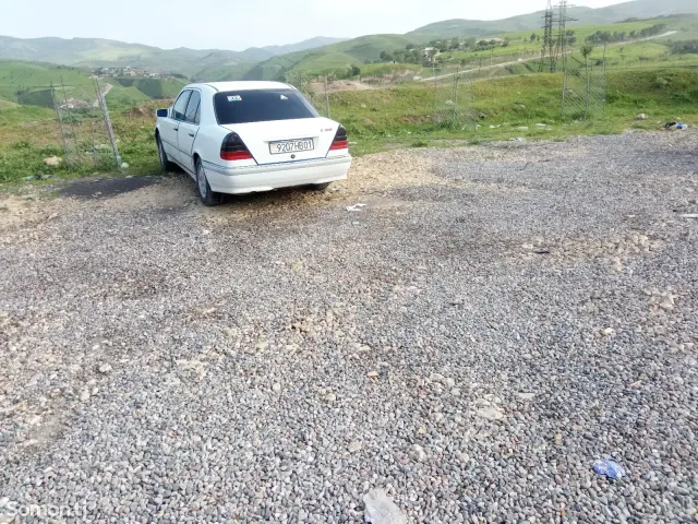 Mercedes-Benz C class 1996 · 1.8 MT
