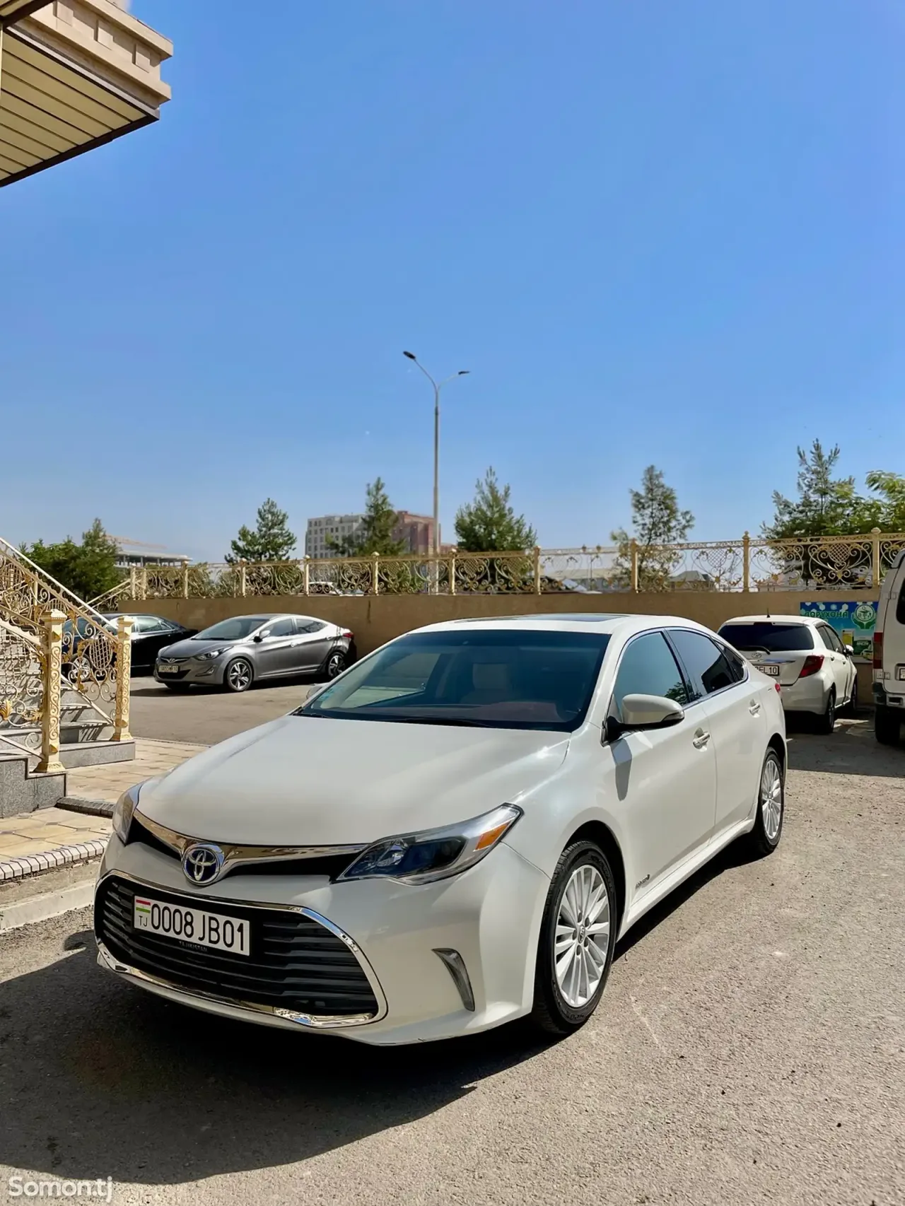 Toyota Avalon 2015 · 2.5 AT