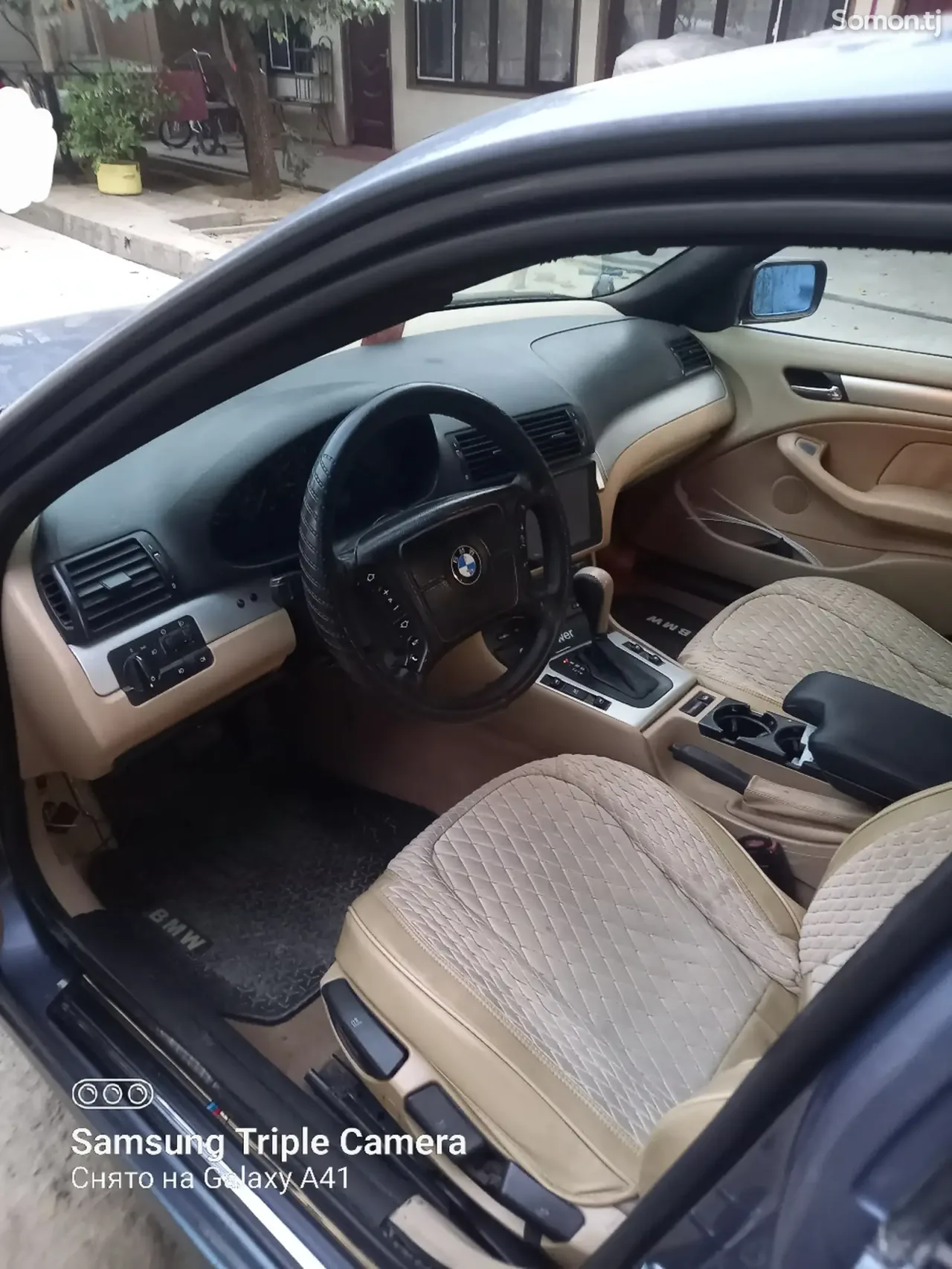 BMW 3 series 2004 · 2.5 AT