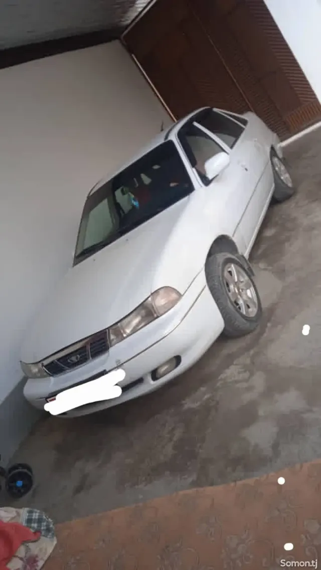 Daewoo Nexia 1995 · 1.6 MT