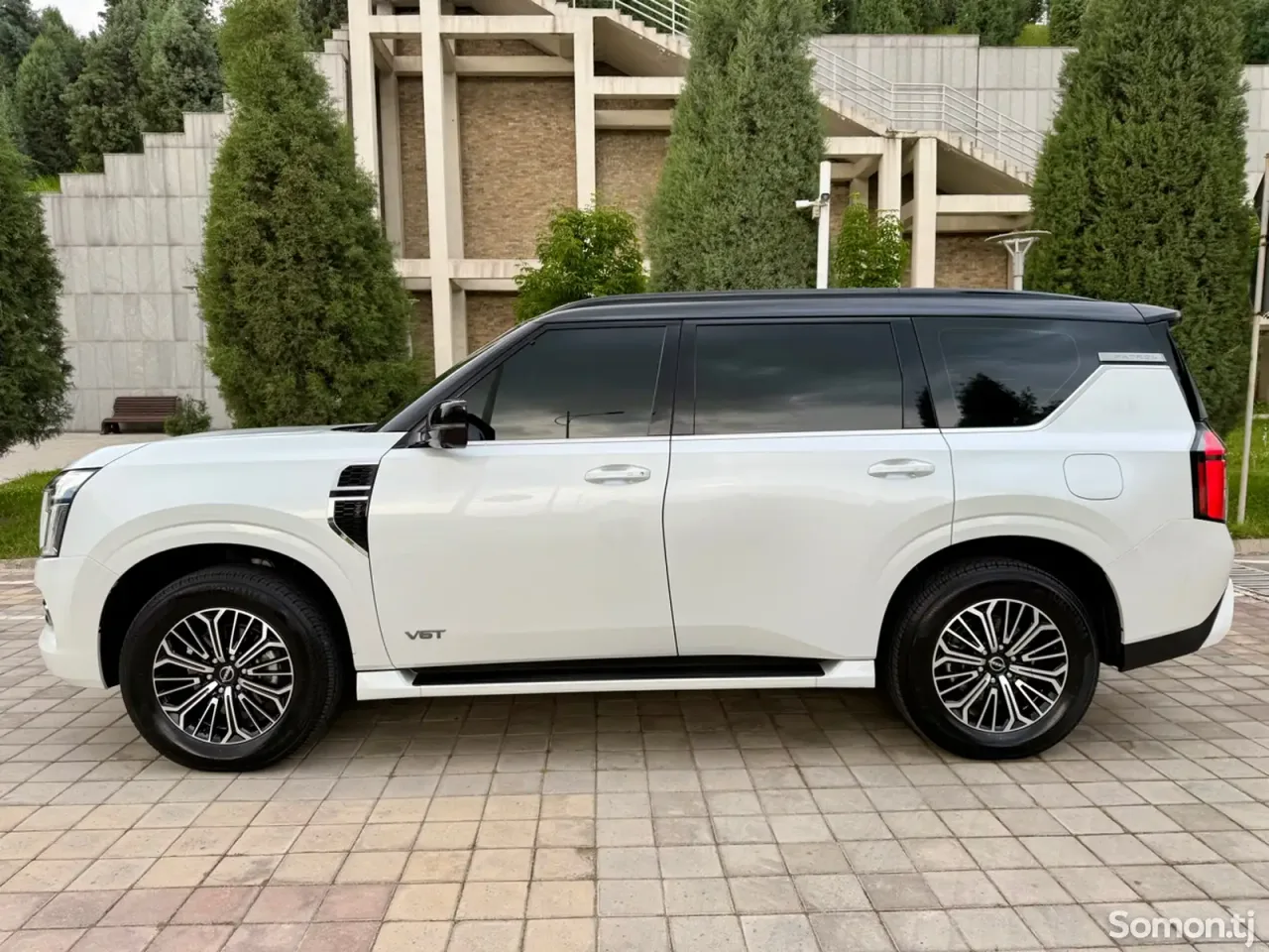 Nissan Patrol 2025 · 3.5 AT