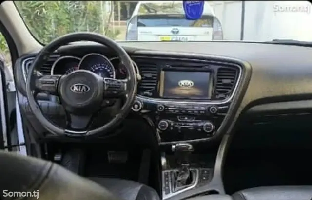 Kia K5 2014 · 2.0 AT