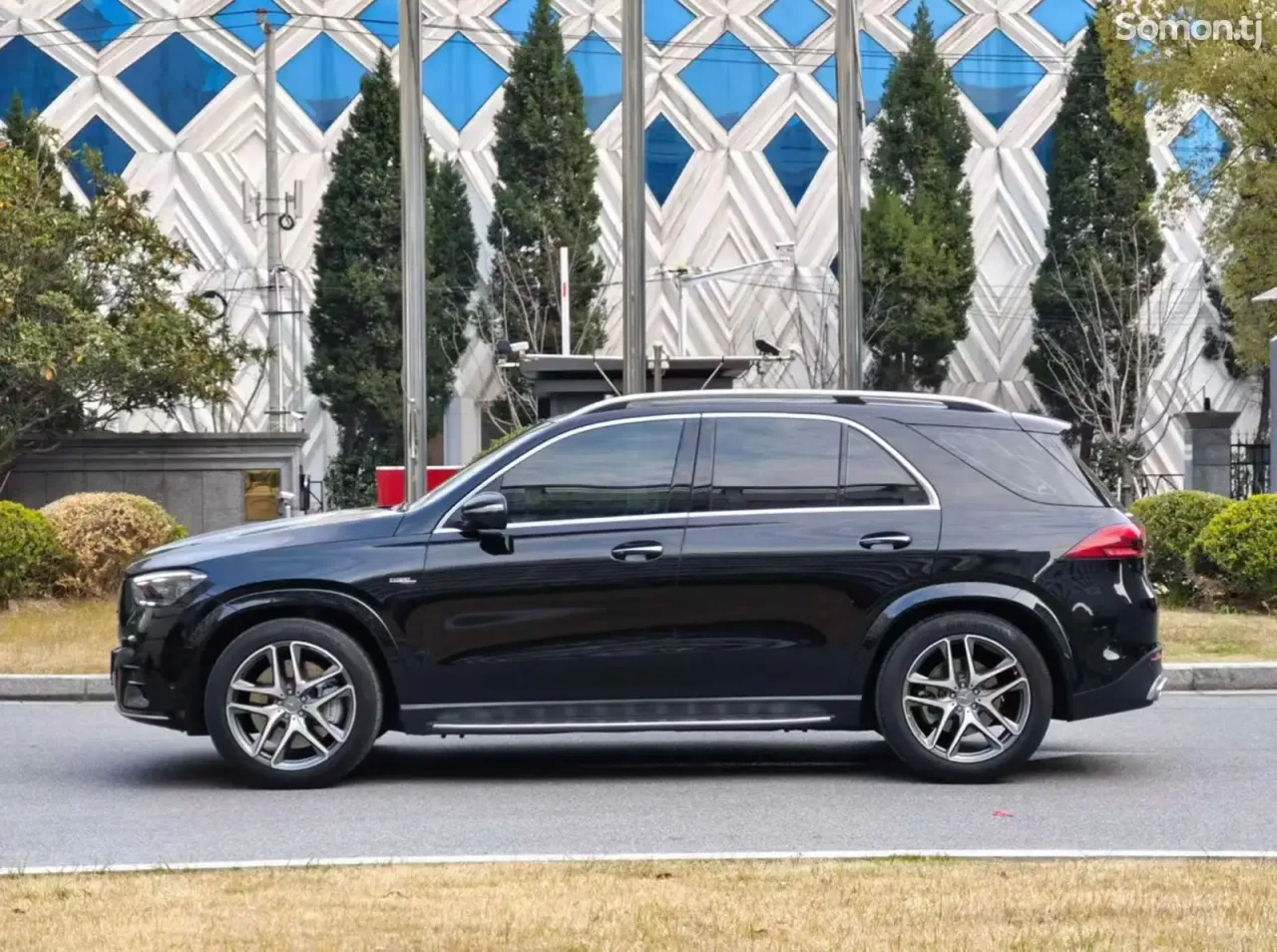 Mercedes-Benz GLE class 2024 · 5.3 AT