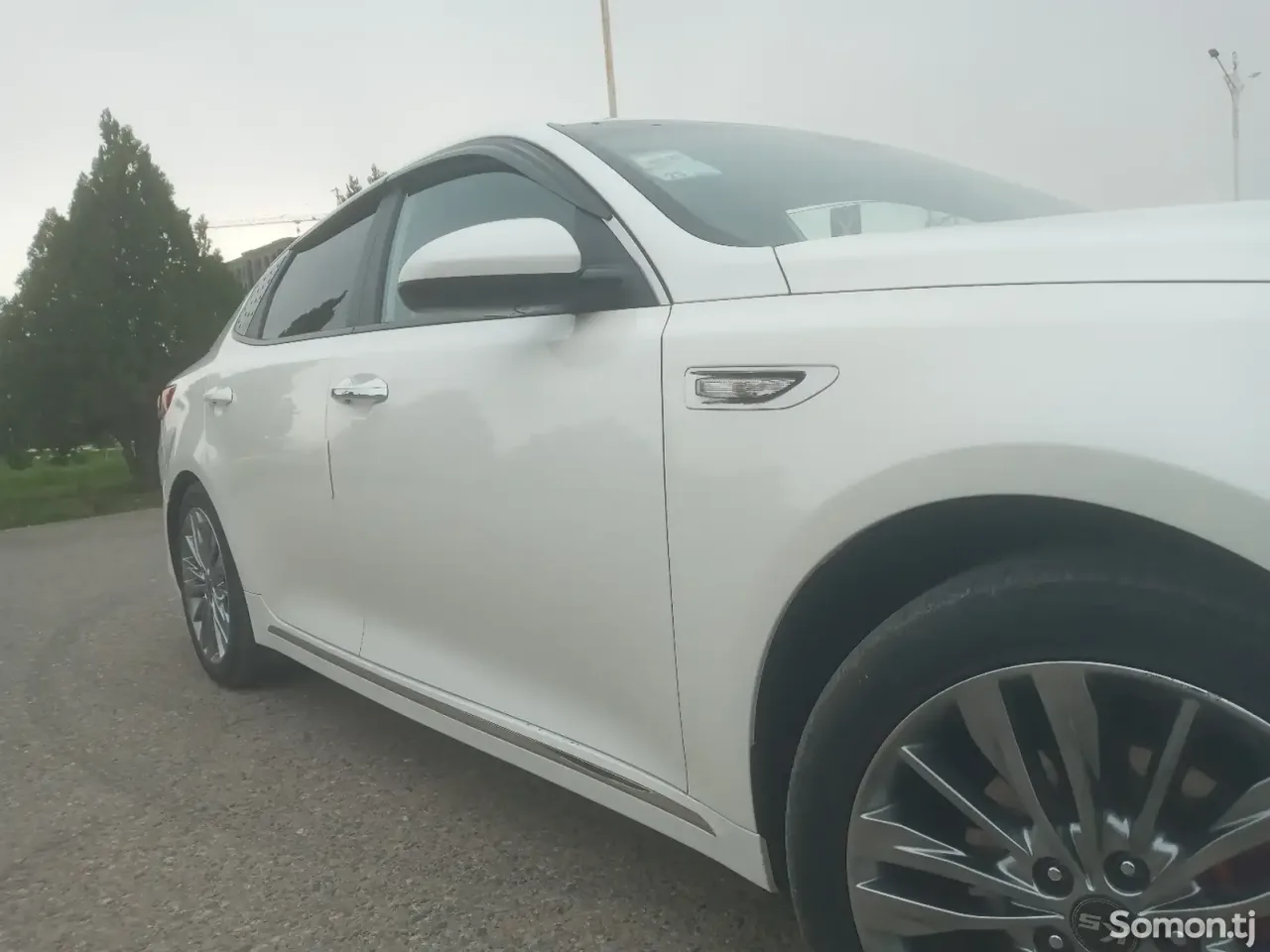 Kia K5 2016 · 1.7 AT