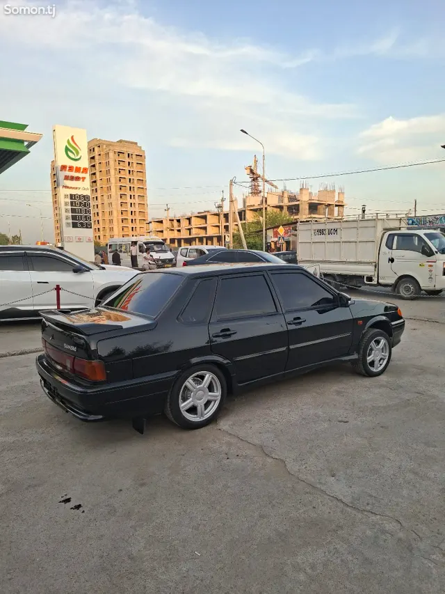 Lada (ВАЗ) 2115 2011 · 1.7 MT