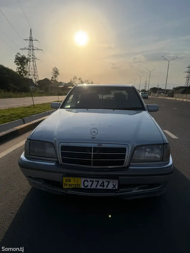 Mercedes-Benz C class 1996 · 2.0 MT