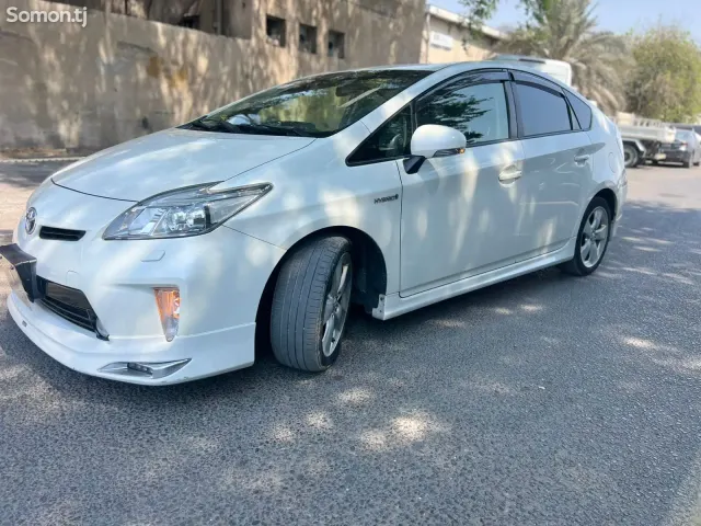 Toyota Prius 2014 · 1.5 AT