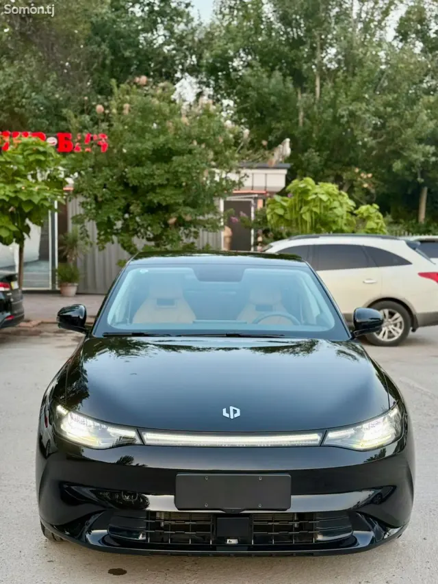 Leapmotor C01 2024 · 2.0 AT