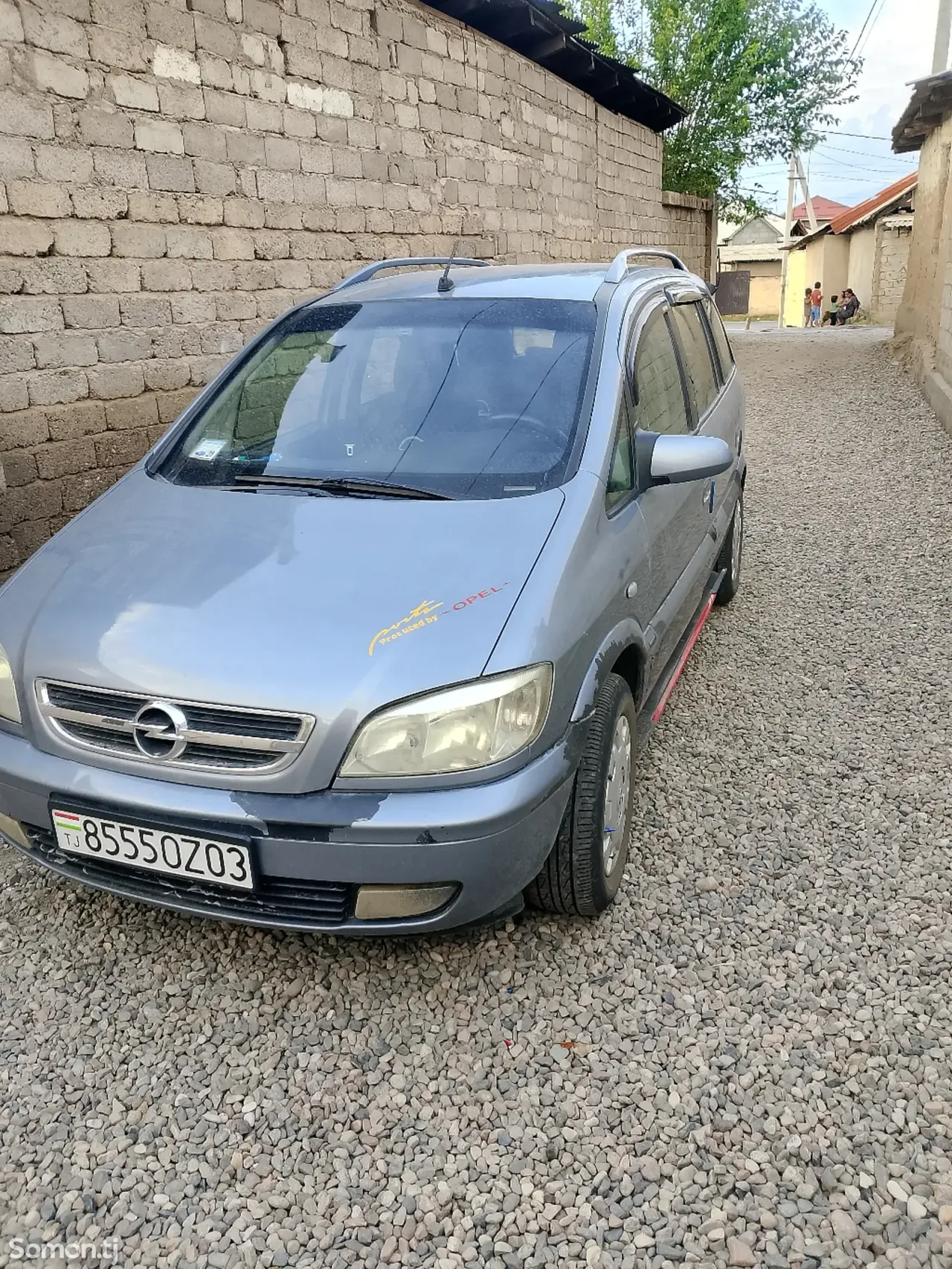 Opel Zafira 2003 · 1.8 MT