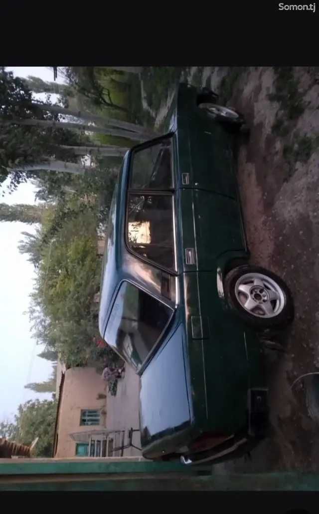 Lada (ВАЗ) 2106 1998 · 1.6 MT