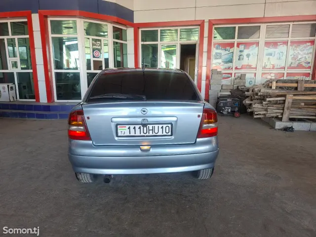 Opel Astra G 2006 · 1.6 MT