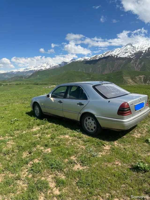 Mercedes-Benz C class 1995 · 1.8 MT
