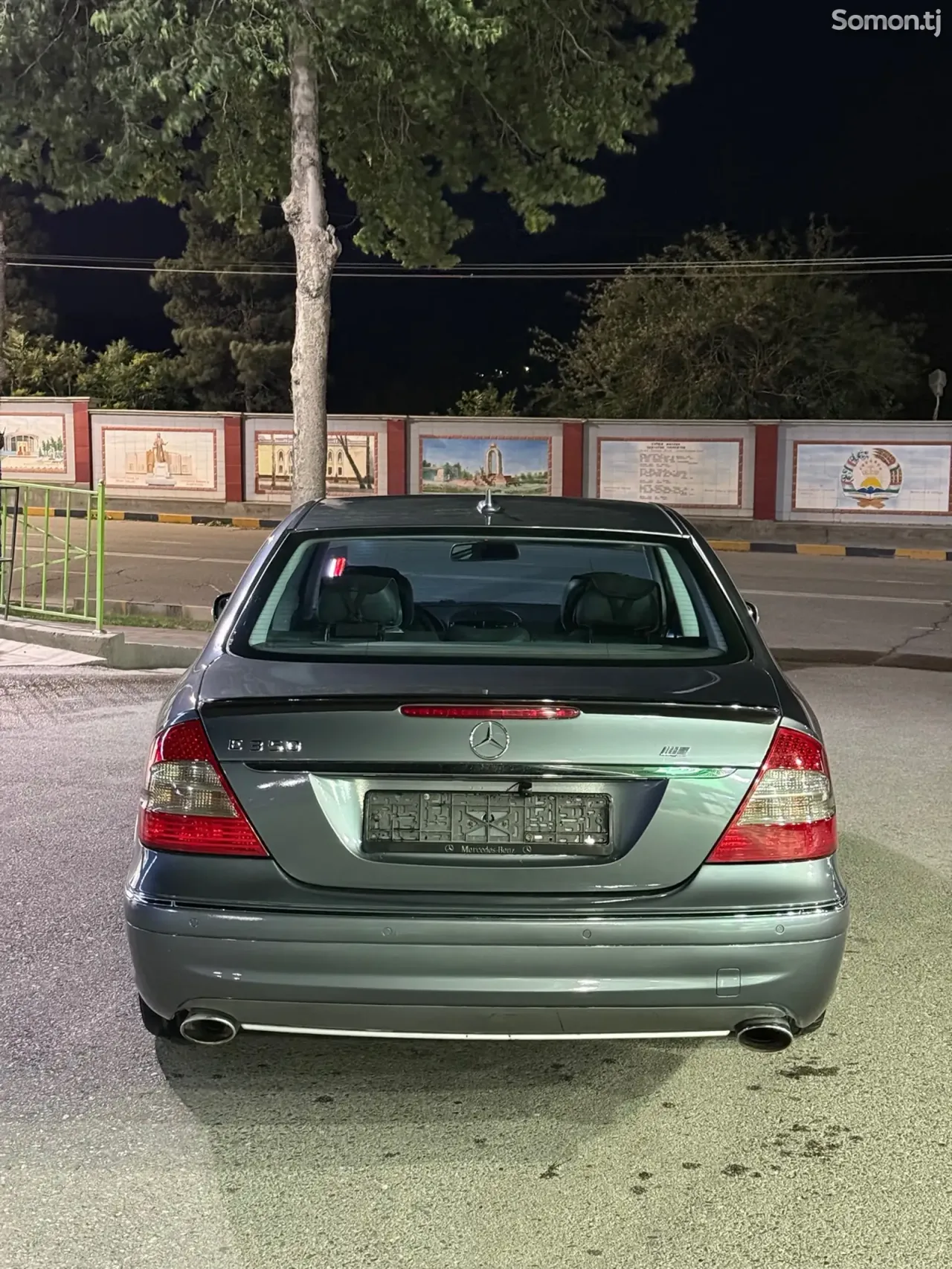 Mercedes-Benz E class 2009 · 3.5 AT