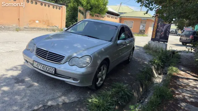 Mercedes-Benz C class 2001 · 2.0 MT