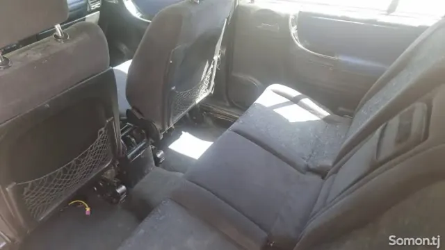 Opel Zafira 1999 · 1.6 MT