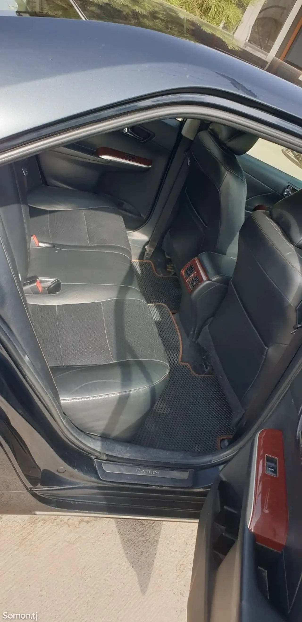 Toyota Camry 2013 · 2.5 AT