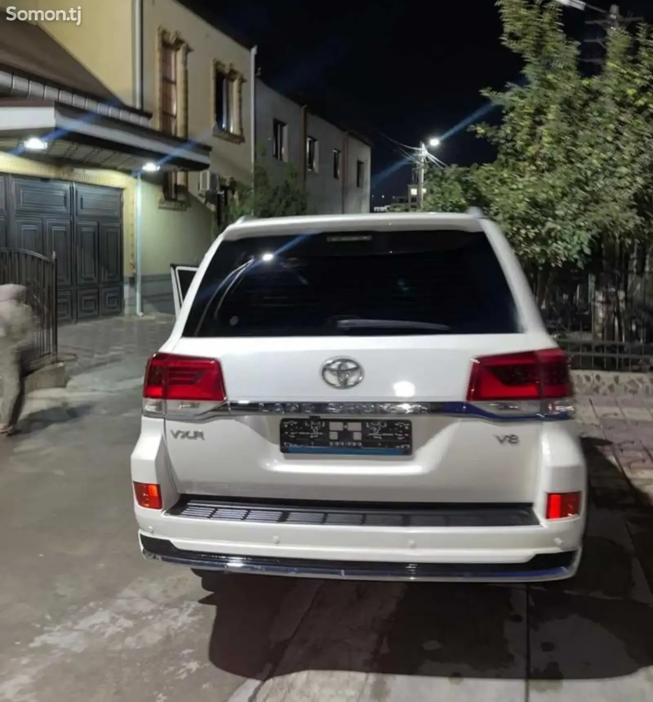 Toyota Land Cruiser 2014 · 4.0 AT
