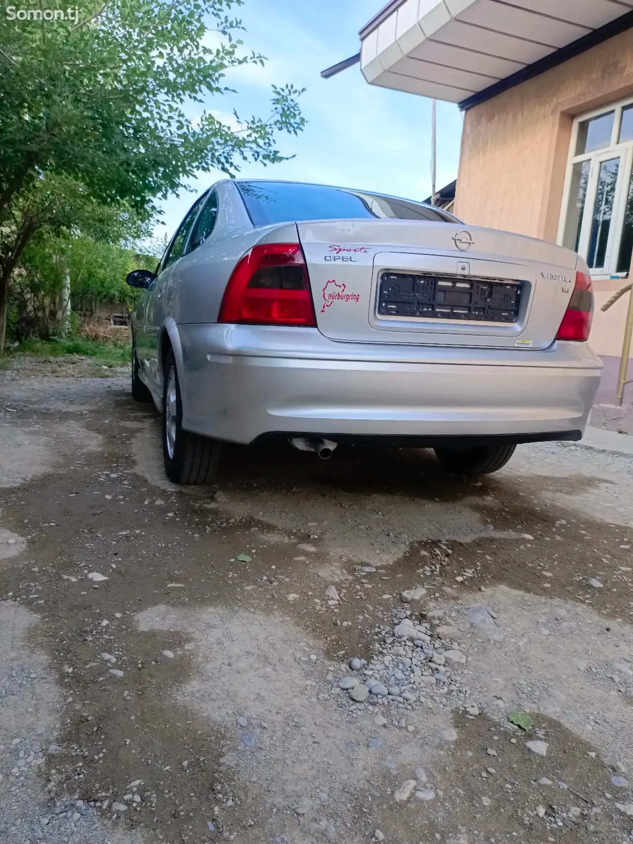 Opel Vectra B 1999 · 1.6 MT