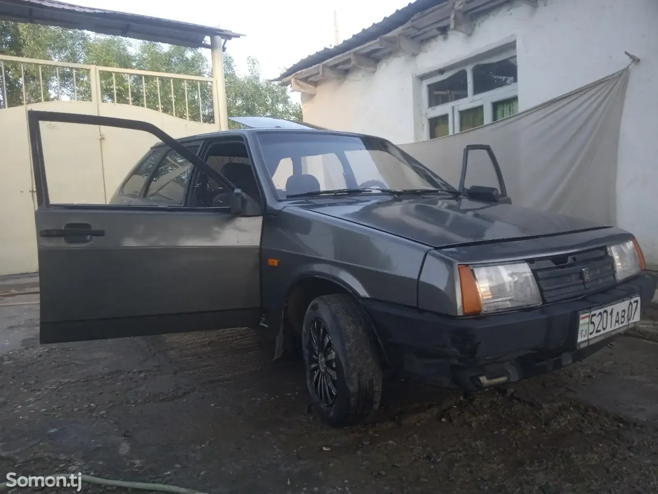 Lada (ВАЗ) 2109 2003 · 1.5 MT