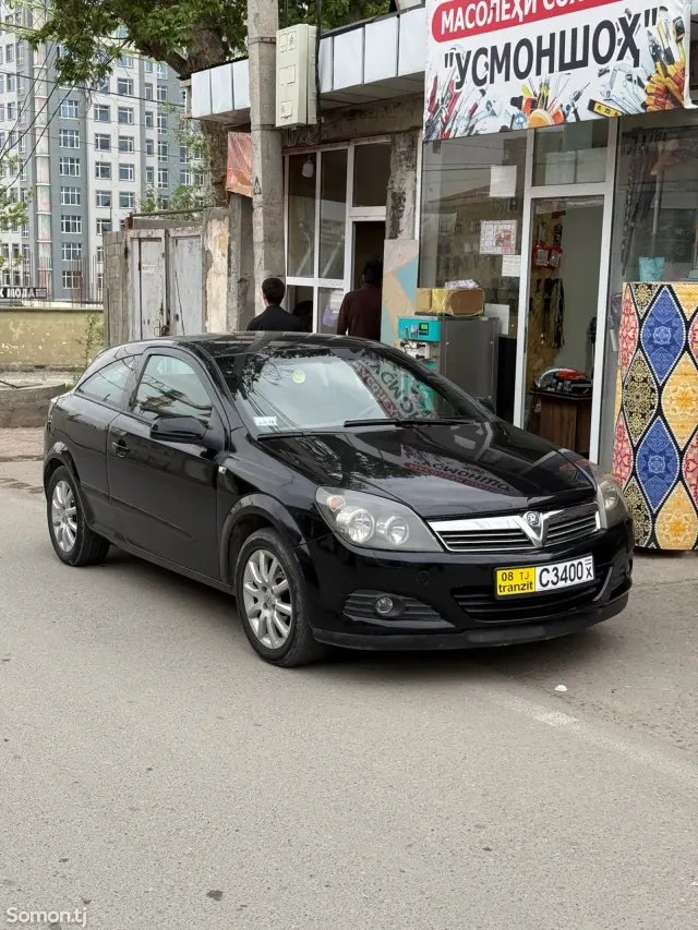 Opel Astra H 2006 · 1.6 MT