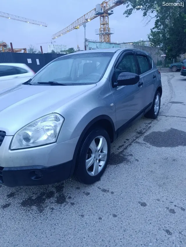 Nissan Qashqai 2008 · 2.0 AT