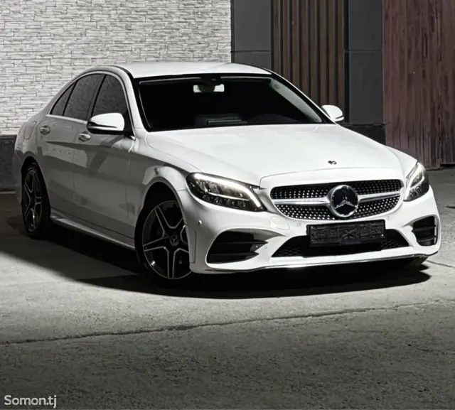 Mercedes-Benz C class 2020 · 2.0 MT