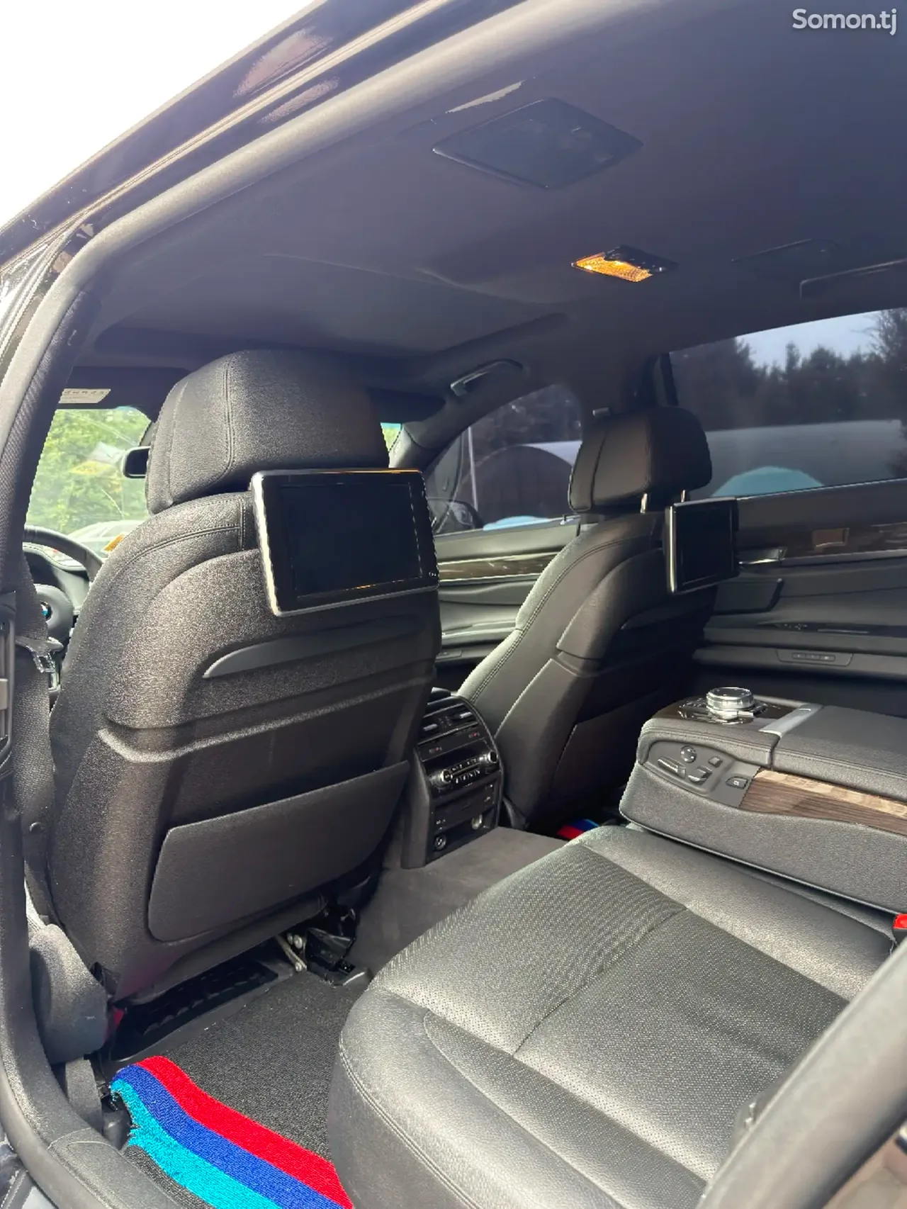 BMW 7 series 2015 · 3.0 AT