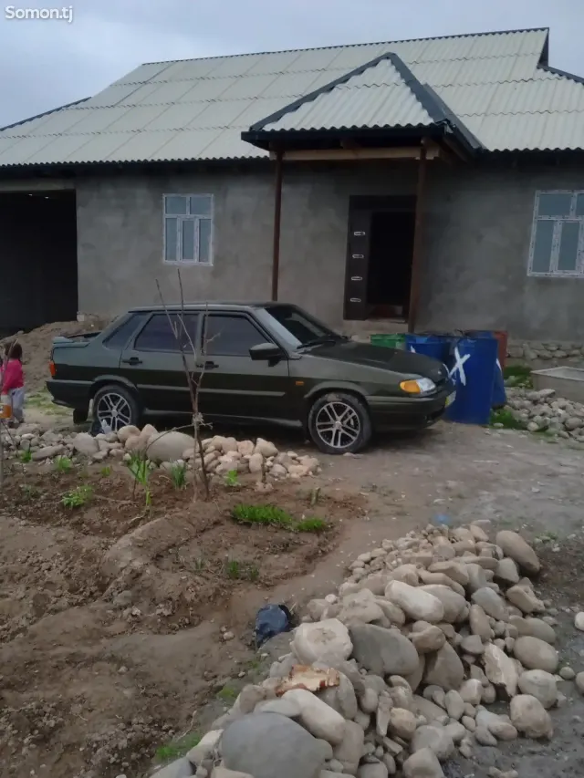 Lada (ВАЗ) 2115 2005 · 1.6 MT