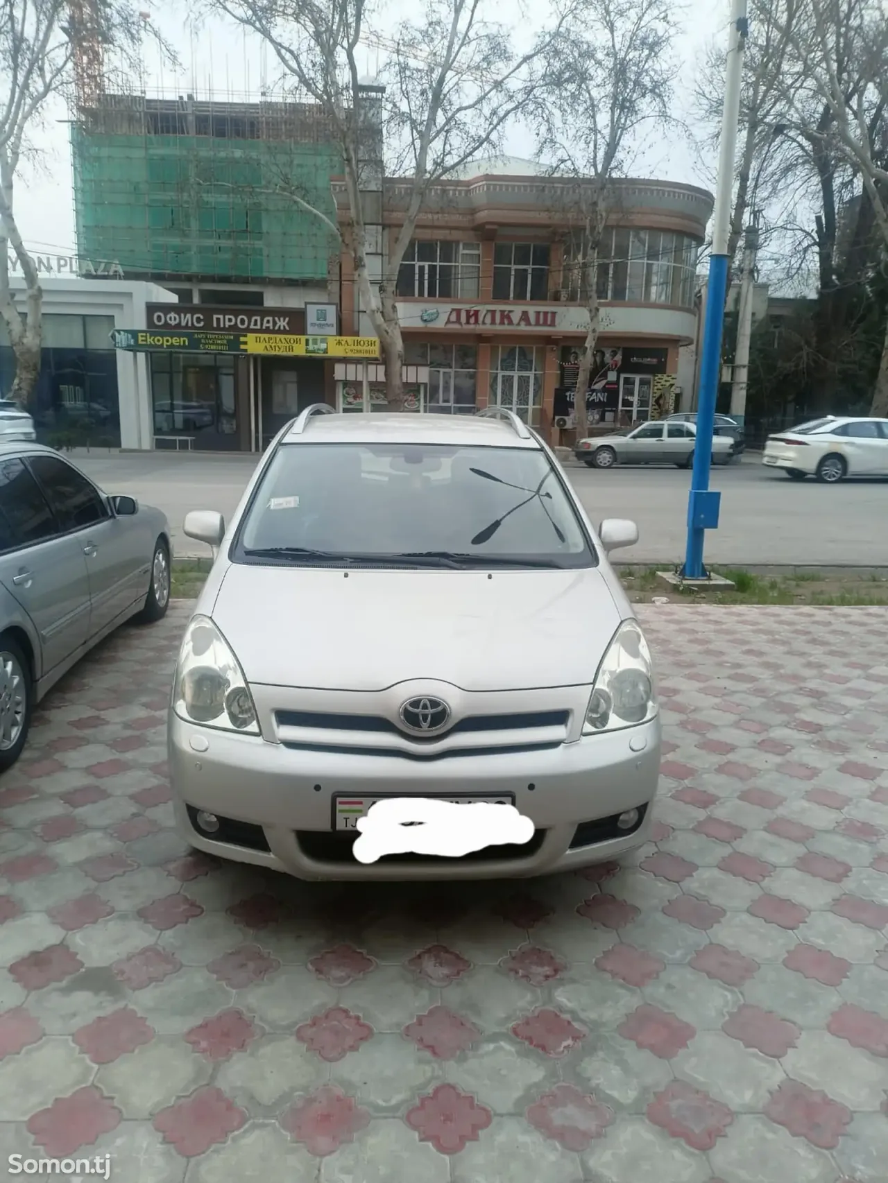 Toyota Verso 2007 · 2.2 MT