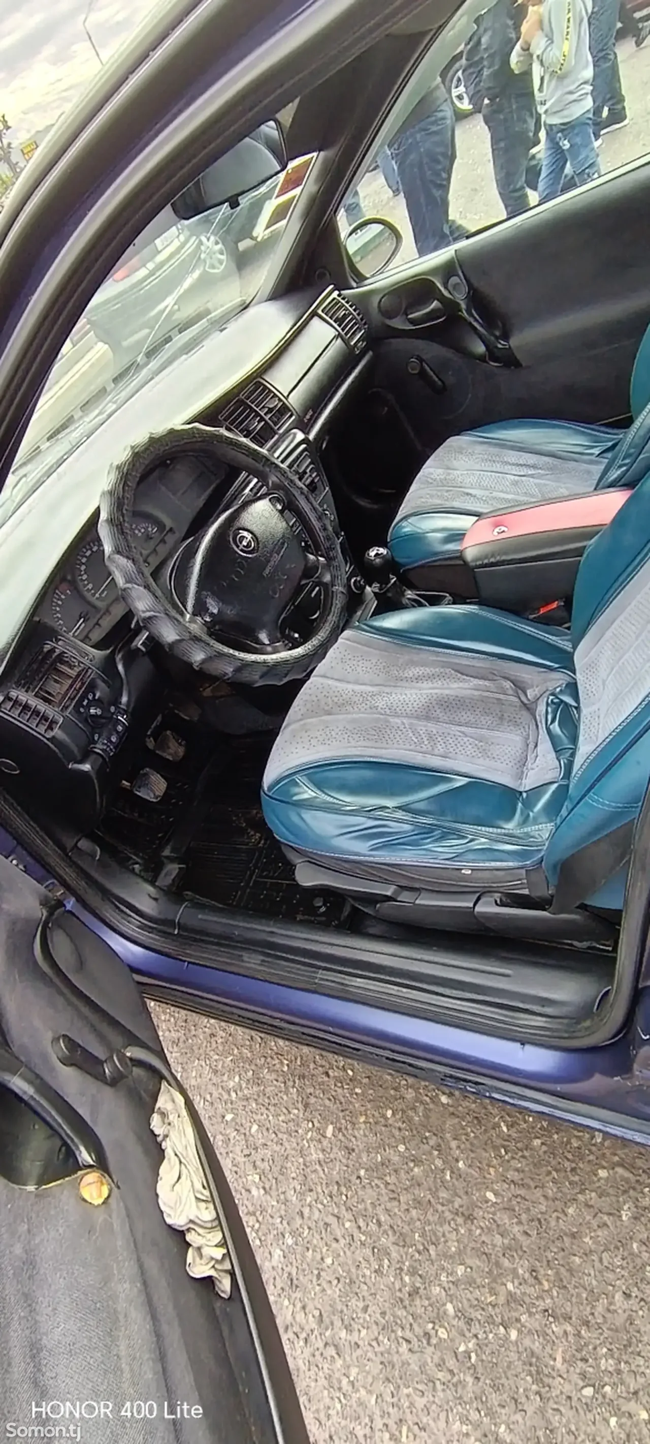 Opel Vectra B 1998 · 1.6 MT