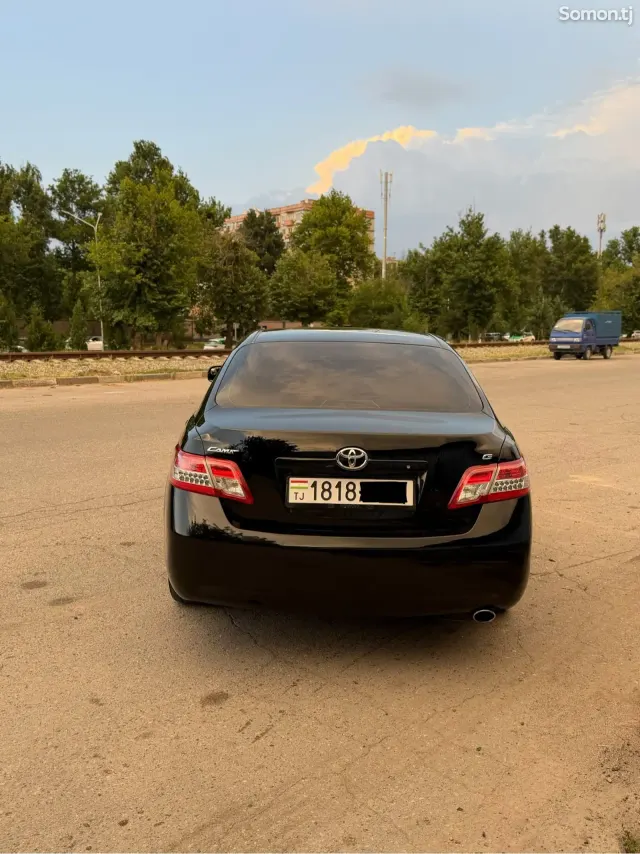 Toyota Camry 2007 · 2.4 AT