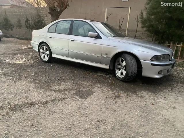 BMW 5 series 1999 · 2.8 MT