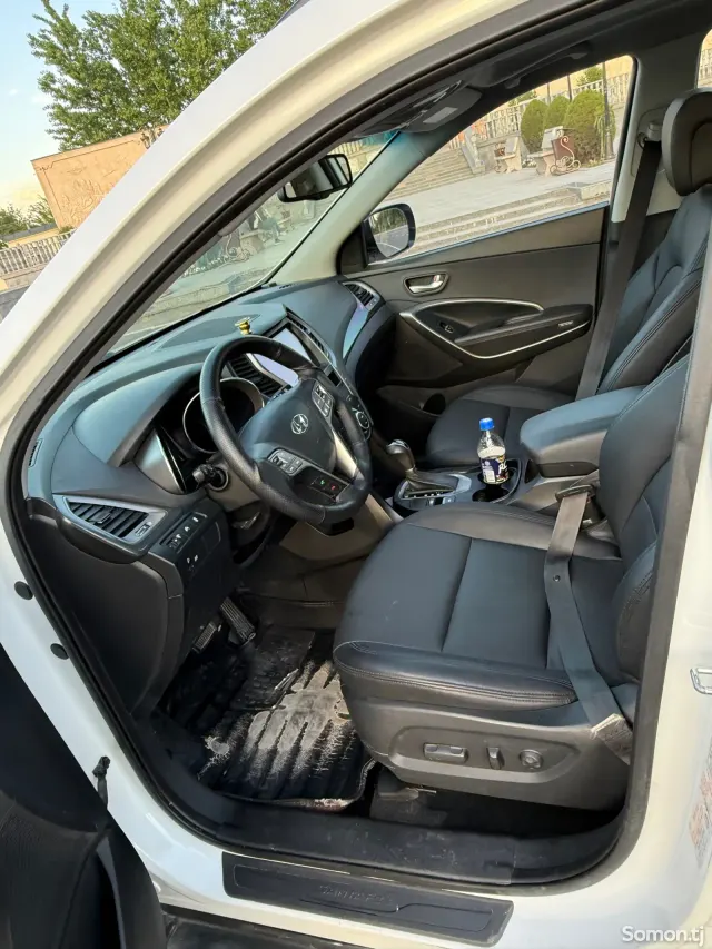 Hyundai Santa Fe 2015 · 2.4 AT