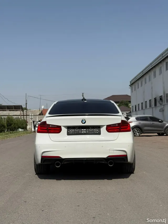BMW 3 series 2014 · 2.0 AT