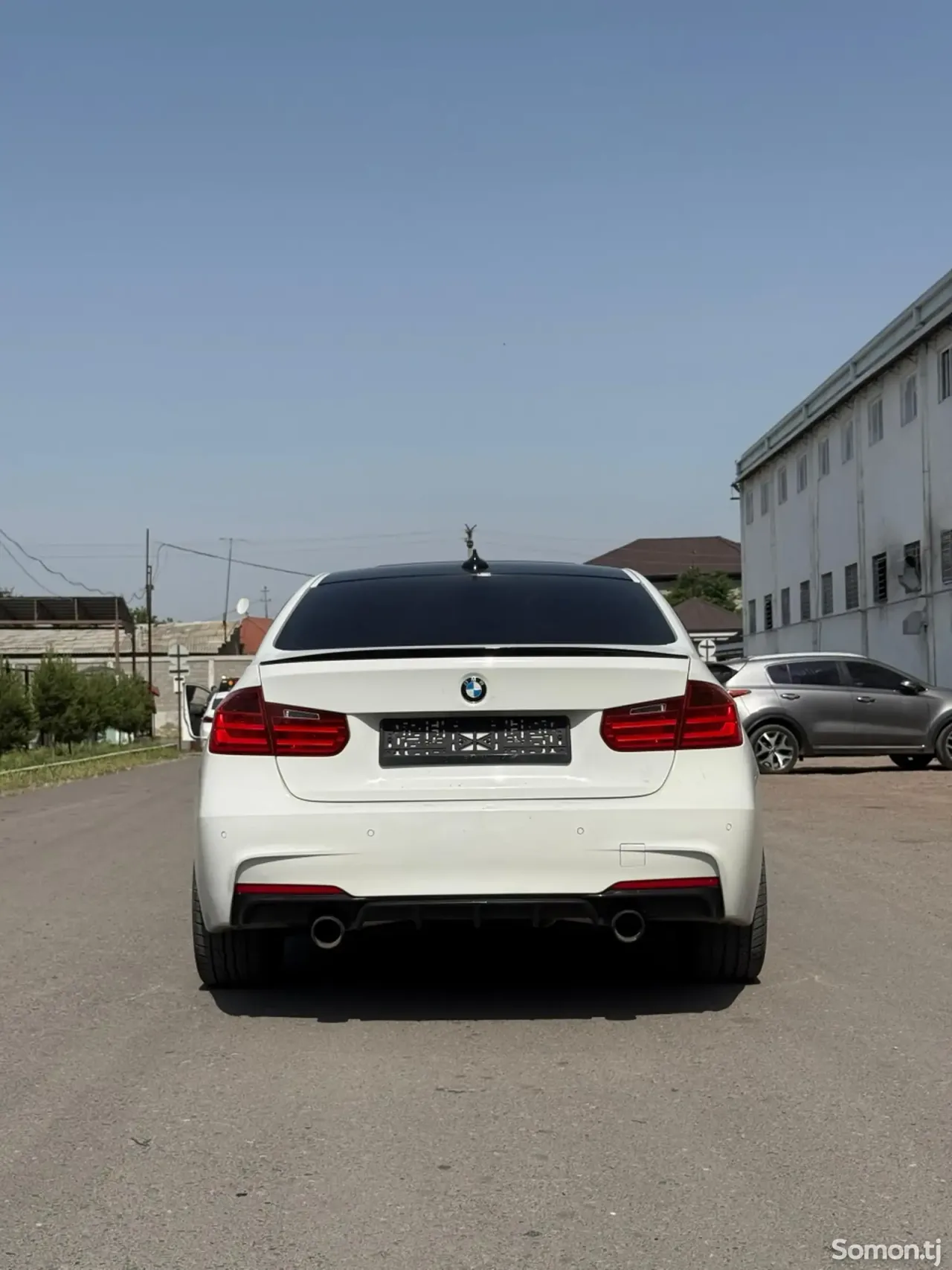 BMW 3 series 2014 · 2.0 AT