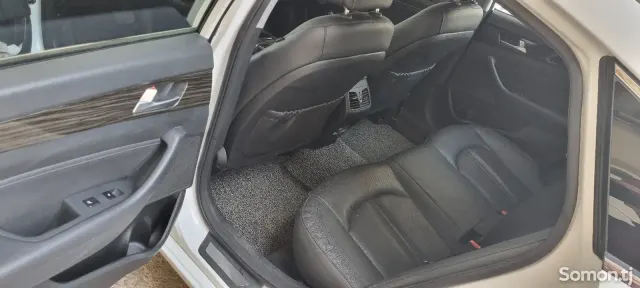 Hyundai Sonata 2014 · 2.0 AT