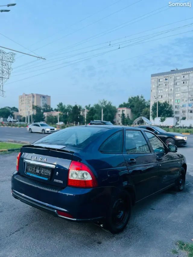 Lada (ВАЗ) Priora 2013 · 1.6 MT