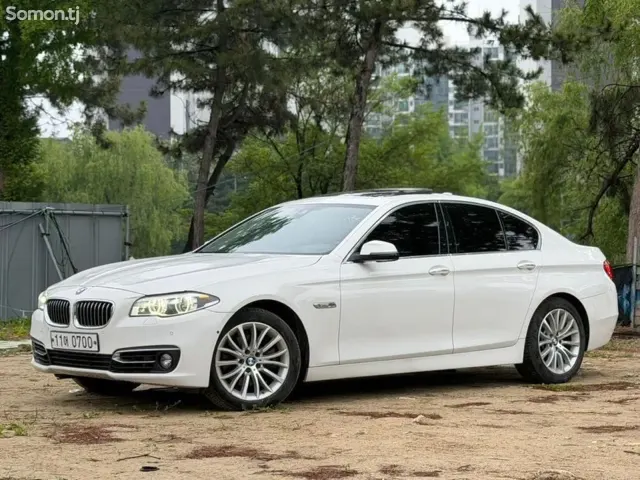 BMW 5 series 2015 · 2.8 AT