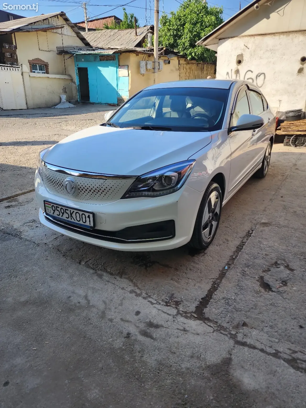 Dongfeng EN 007 2022 · 6.5 AT