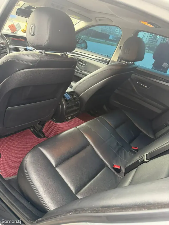 BMW 5 series 2014 · 2.0 AT