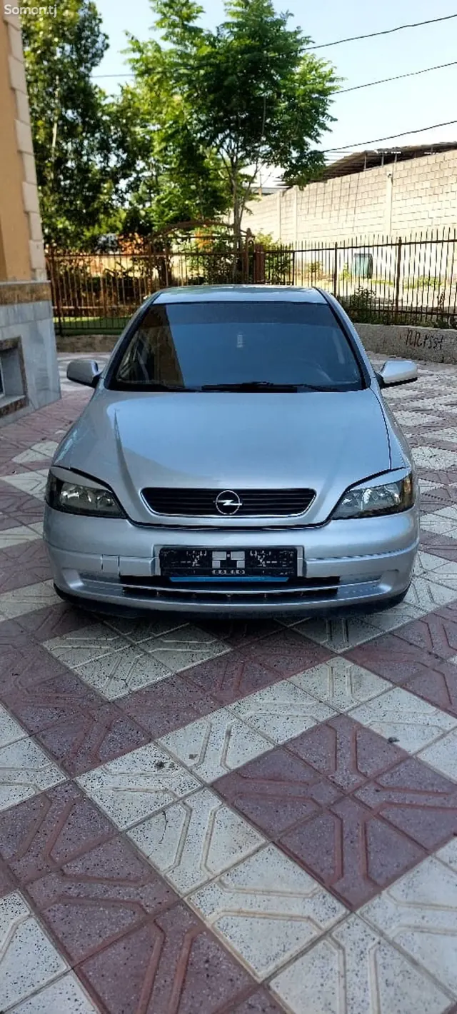 Opel Astra G 2003 · 1.6 MT