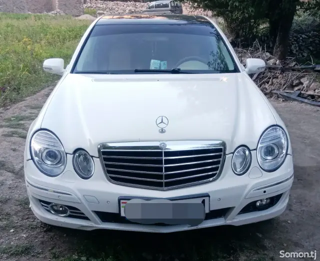 Mercedes-Benz E class 2003 · 2.4 AT